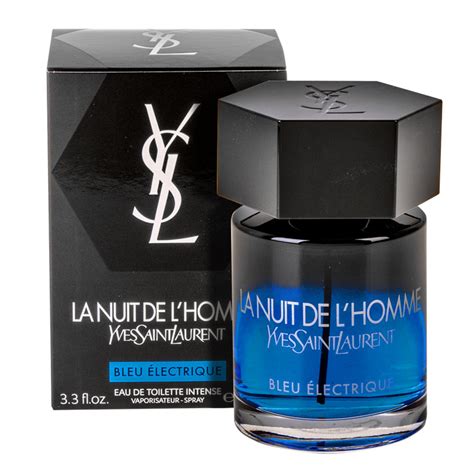 la nuit l'homme bleu electrique